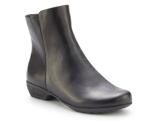 Black Leather-ELSIE WOMENS BOOT BY ROS HOMMERSON 1