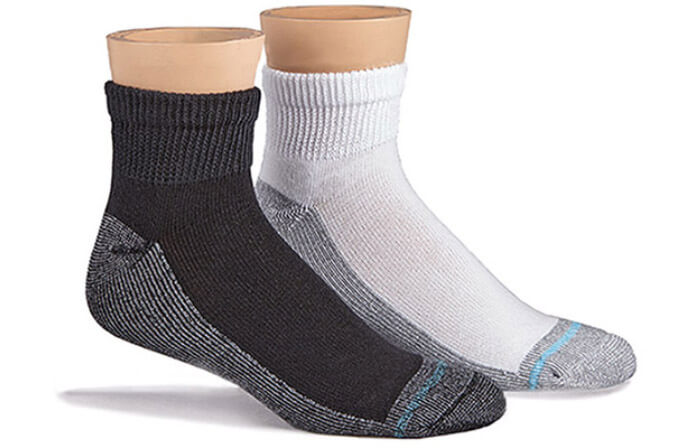  Loose Fit Stays Up Women's and Men's Quarter Socks 3 Pack  (Small, Black) : Clothing, Shoes & Jewelry