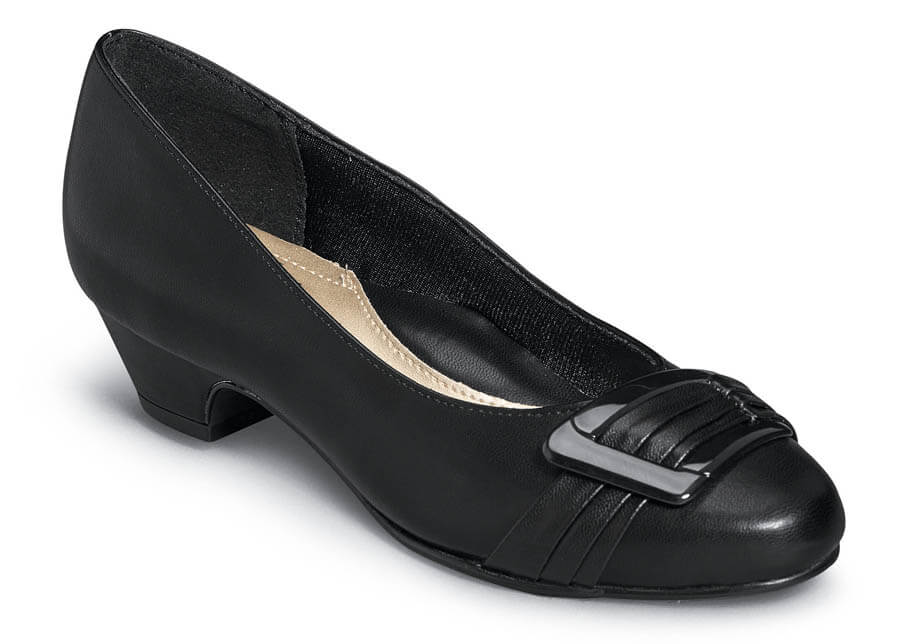 Pleats Be With You Black Pump