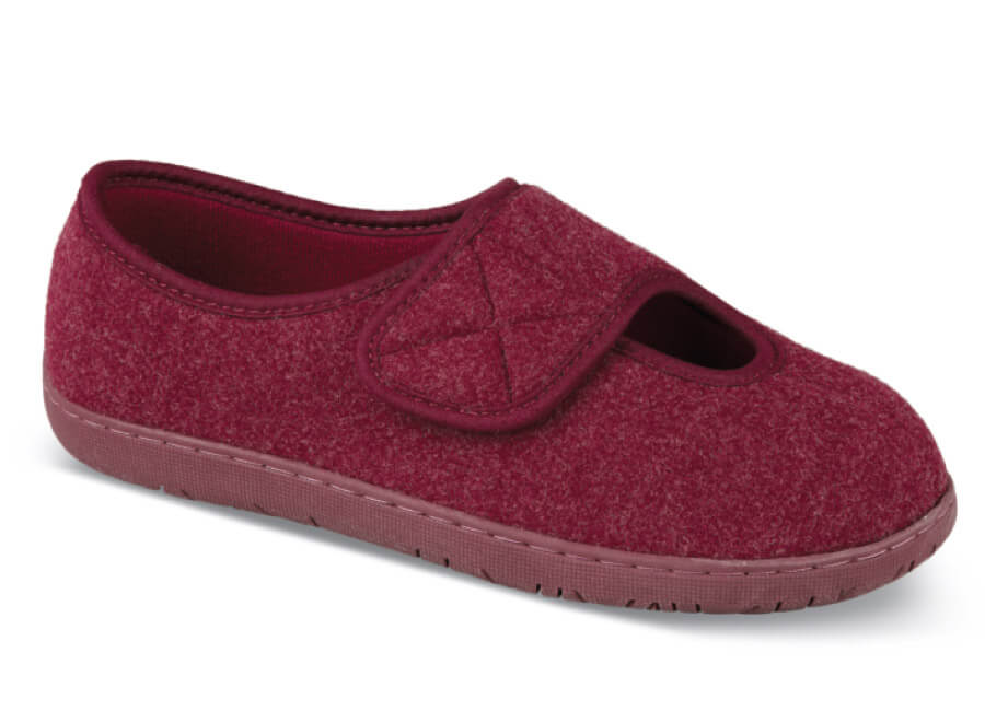Kendale Rose Wooly Slipper | Hitchcock Wide Shoes