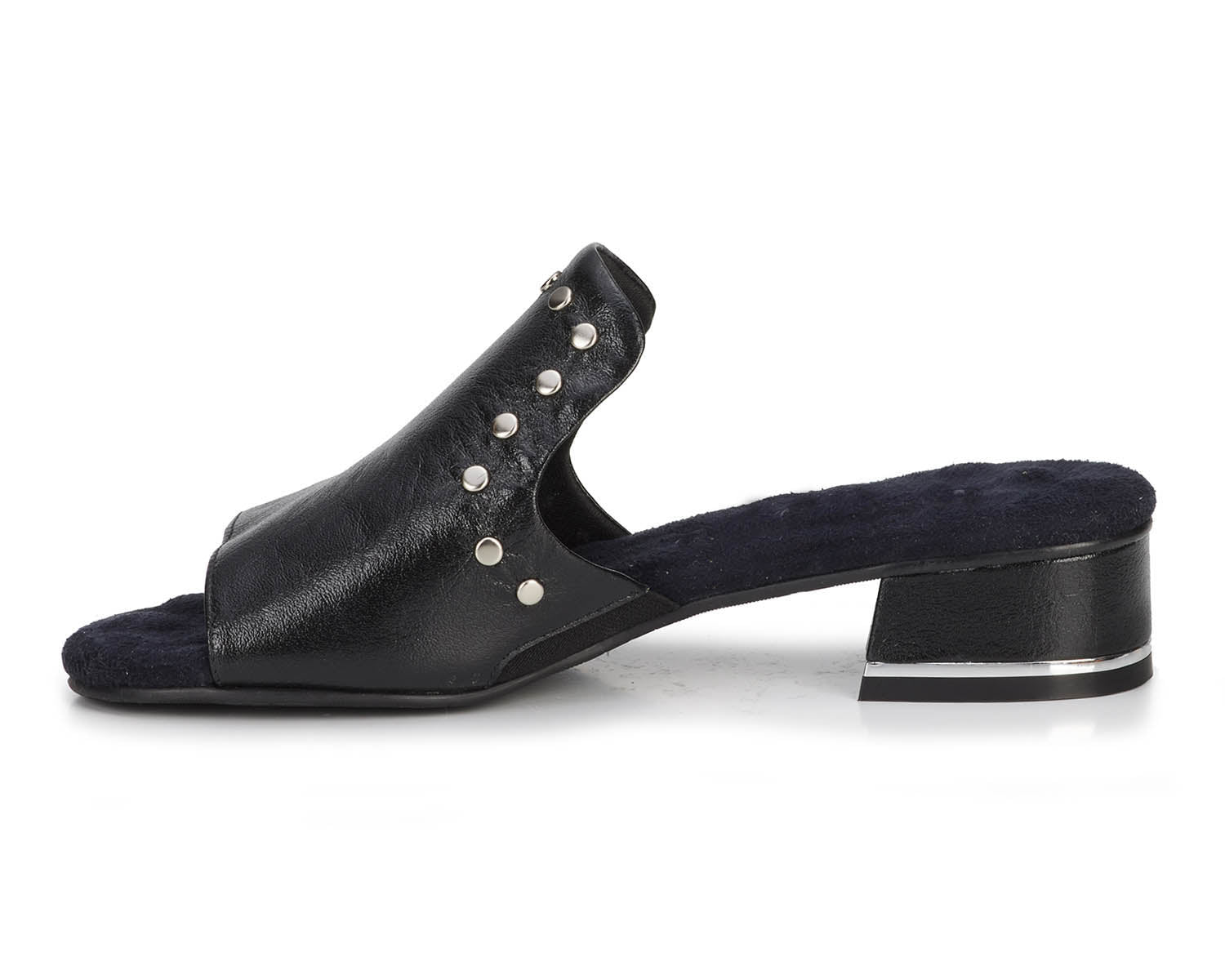 Black Leather-BIZZY BY ROS HOMMERSON 3