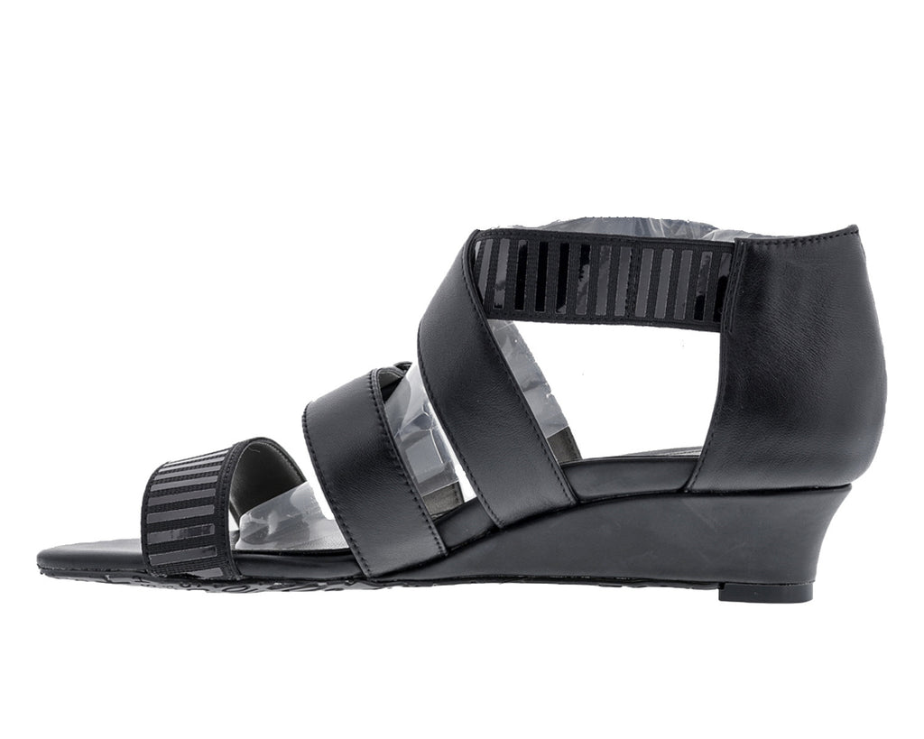 Black Leather-VOLUPTUOUS BY ROS HOMMERSON 3