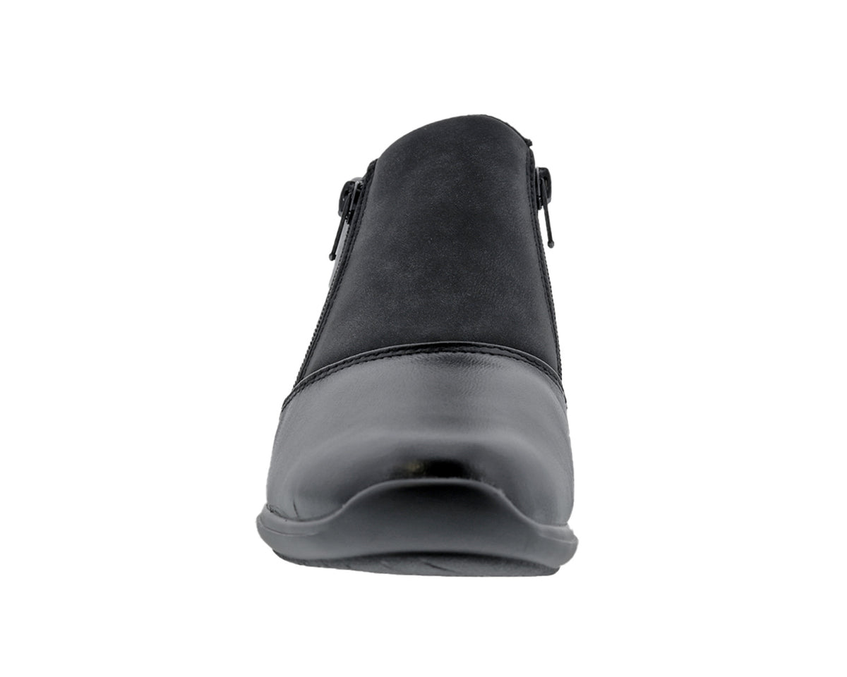 Black Leather-SUPERB COMFORT BY ROS HOMMERSON 5