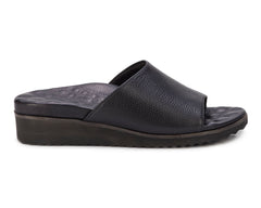 Black Tumbled Leather-HESTON BY ROS HOMMERSON 5