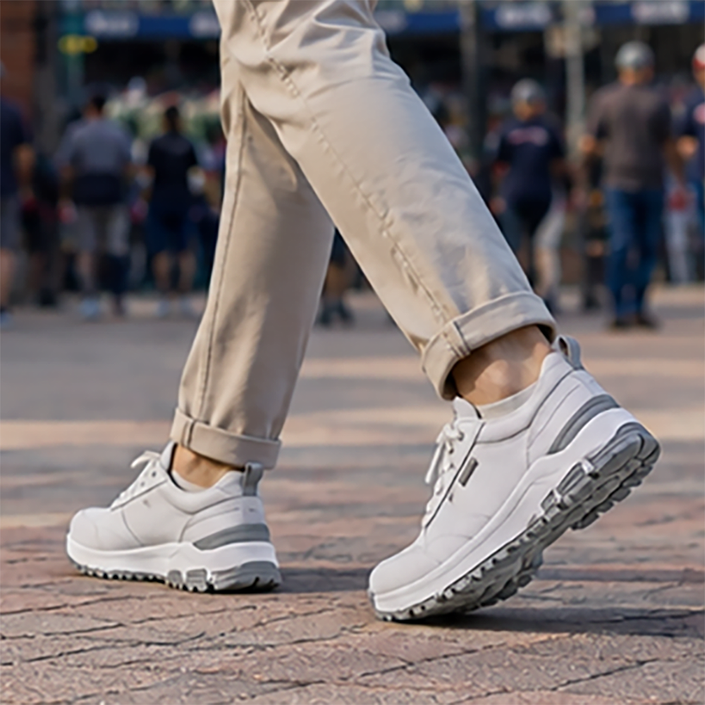 White Leather-GLASTONBURY UBAL II BY DUNHAM On Foot