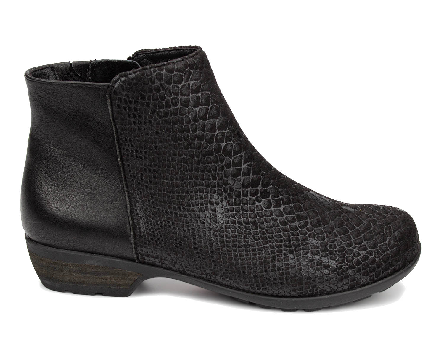 EZRA BOOT BY ROS HOMMERSON Secondary image