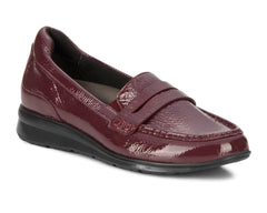 Berry Crinkle Patent Leather-DANNON BY ROS HOMMERSON 1
