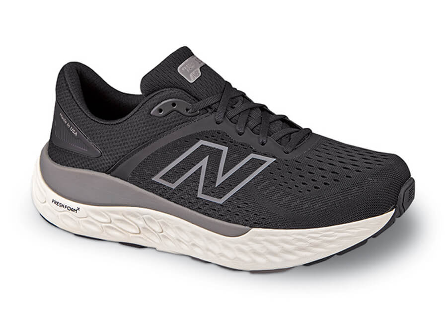Black-1540 New Balance Version 4 Mens Runner 1
