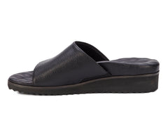Black Tumbled Leather-HESTON BY ROS HOMMERSON 7